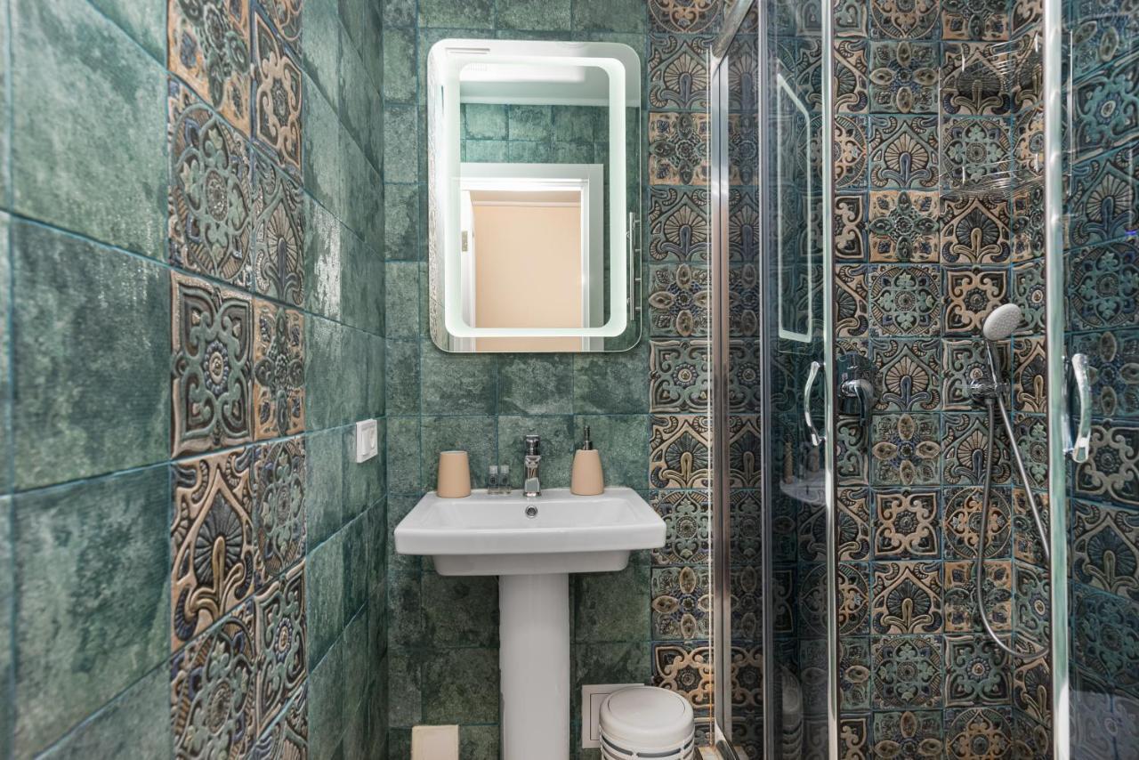 Apart Hotel Lyon D'Opera Odessa Luaran gambar